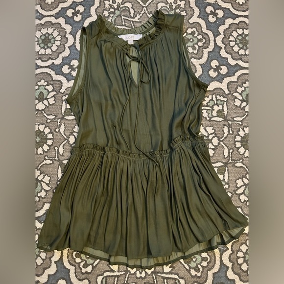 LOFT Tops - Ann Taylor Top